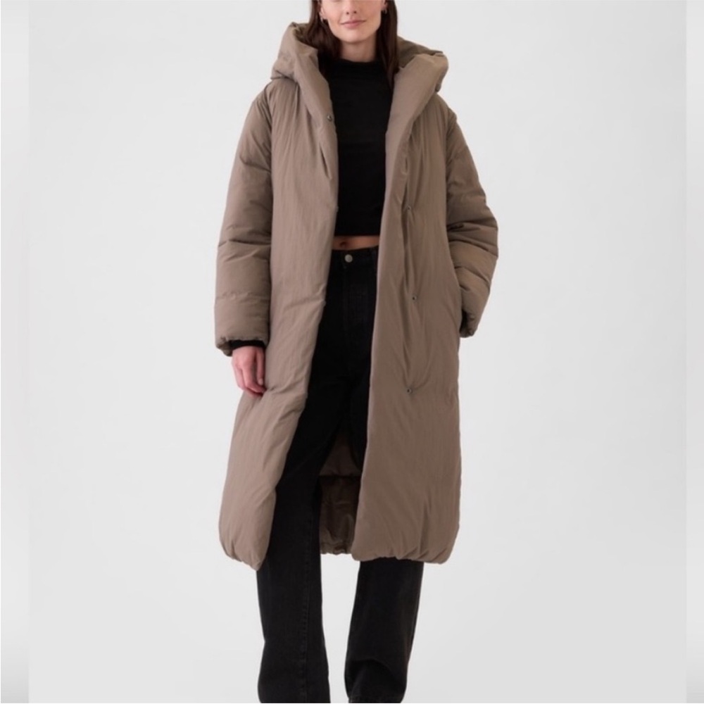Women’s Gap Long Black Puffer Coat